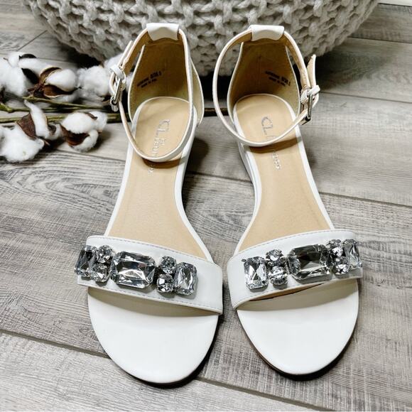 CL by Laundry Katherine Faux Leather Jeweled Low Wedge Sandals White Size 8M - Picture 1 of 9